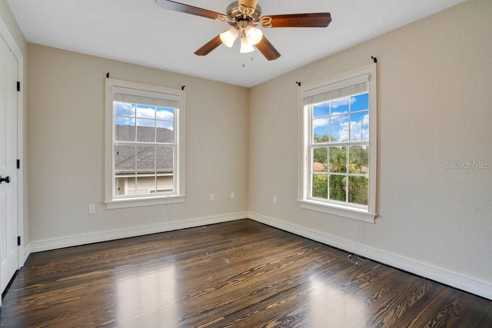 For Sale: $765,000 (3 beds, 2 baths, 2944 Square Feet)