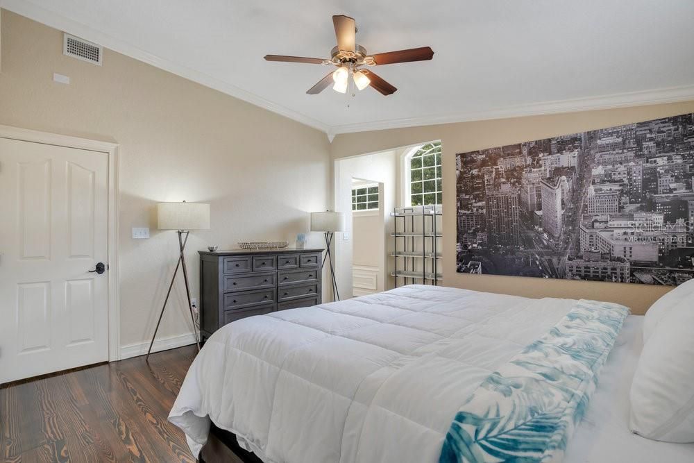 For Sale: $765,000 (3 beds, 2 baths, 2944 Square Feet)