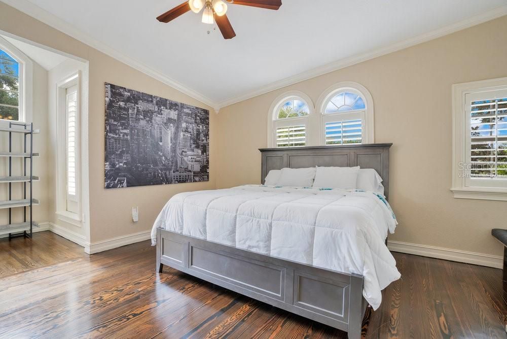 For Sale: $765,000 (3 beds, 2 baths, 2944 Square Feet)