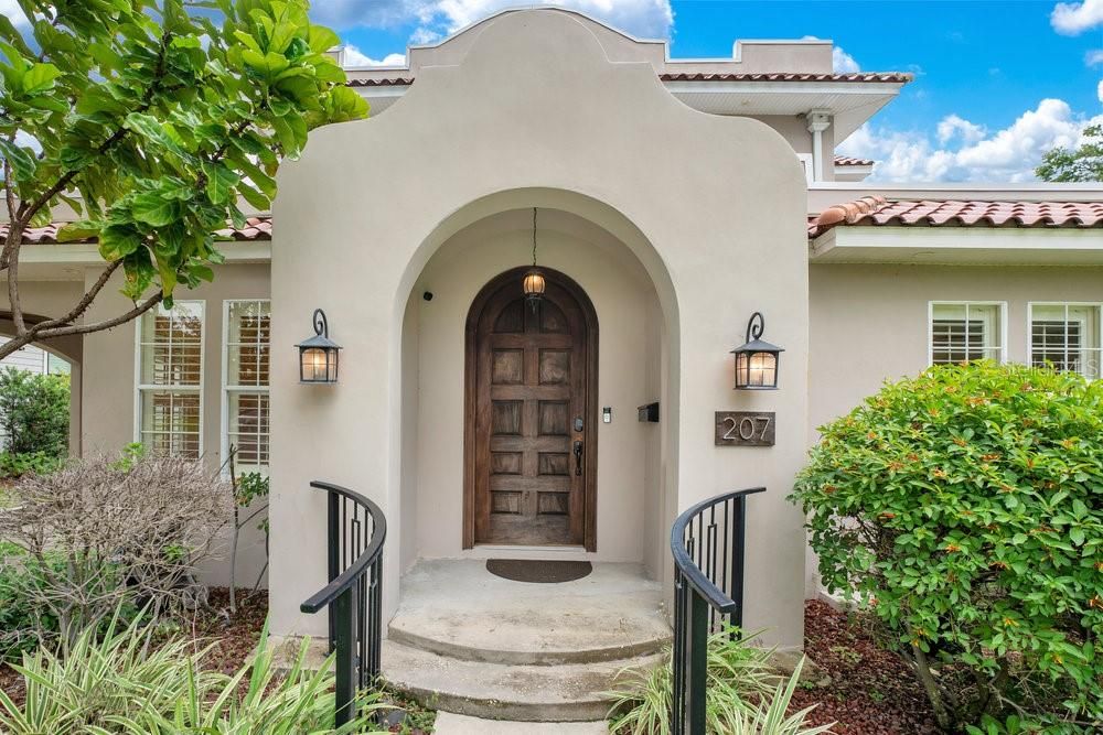 For Sale: $765,000 (3 beds, 2 baths, 2944 Square Feet)