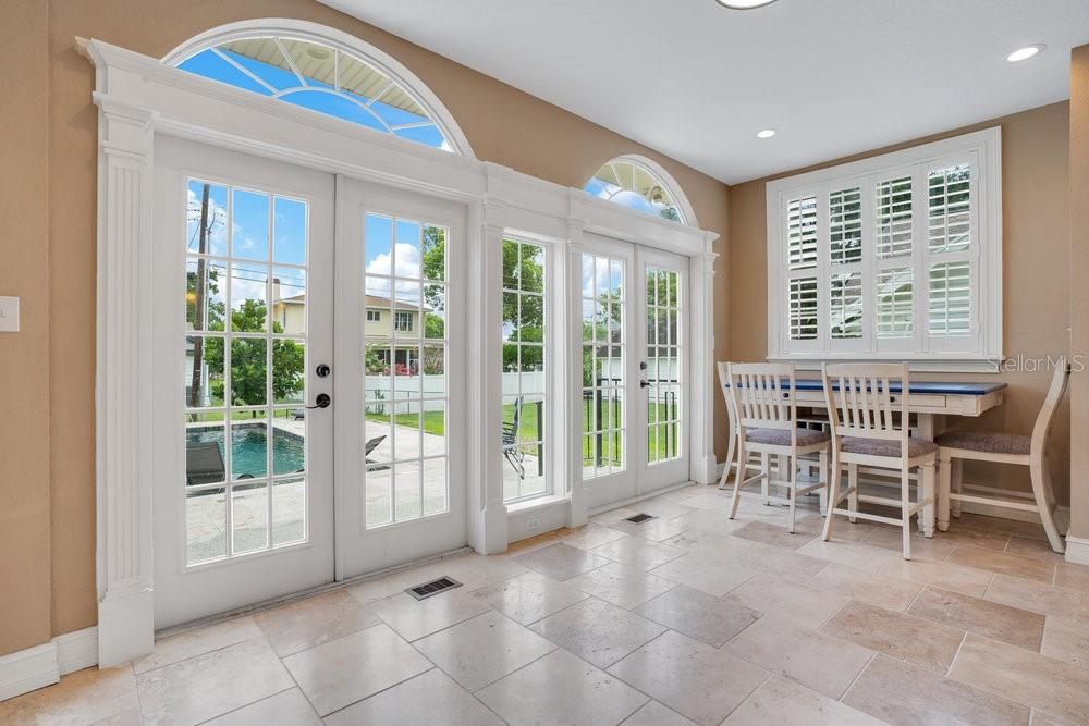 For Sale: $765,000 (3 beds, 2 baths, 2944 Square Feet)