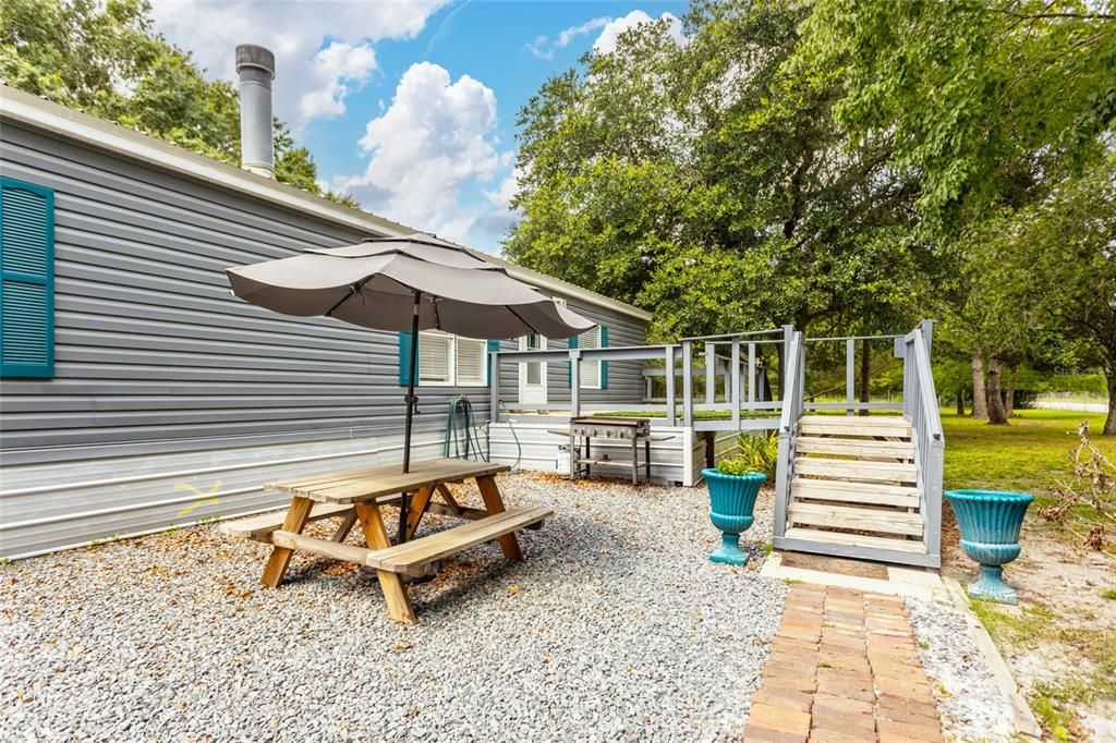 For Sale: $274,990 (3 beds, 2 baths, 1431 Square Feet)