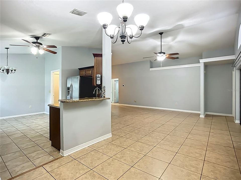 For Sale: $359,000 (3 beds, 2 baths, 1446 Square Feet)