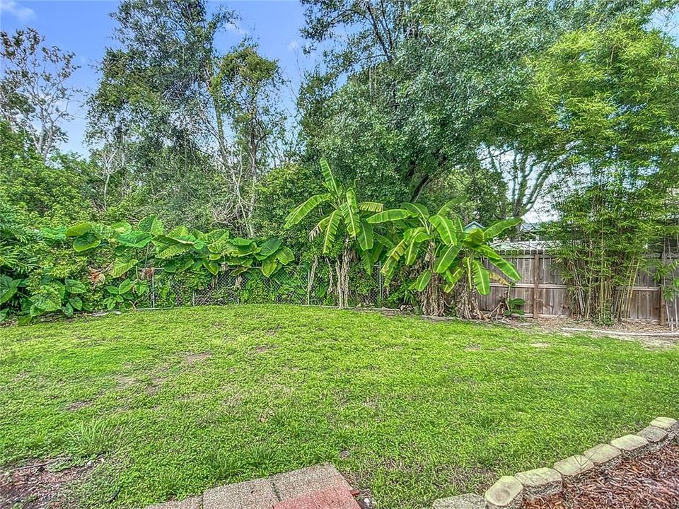 For Sale: $359,000 (3 beds, 2 baths, 1446 Square Feet)