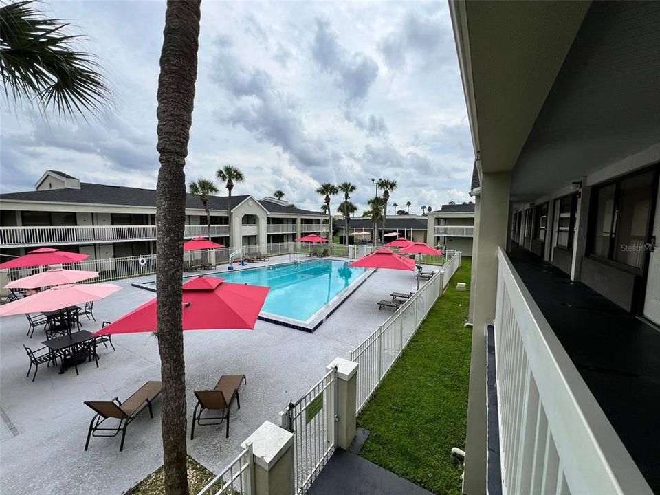 For Sale: $85,000 (1 beds, 1 baths, 325 Square Feet)