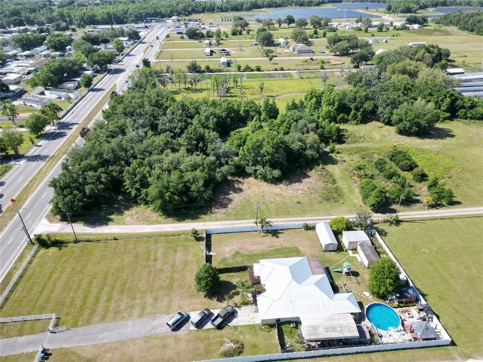 На продажу: $400,000 (11.21 acres)