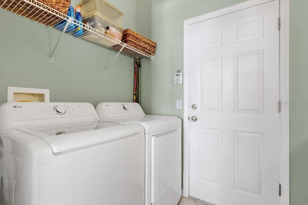 For Sale: $829,000 (2 beds, 2 baths, 2193 Square Feet)