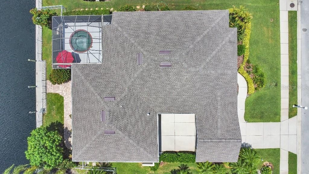 For Sale: $829,000 (2 beds, 2 baths, 2193 Square Feet)