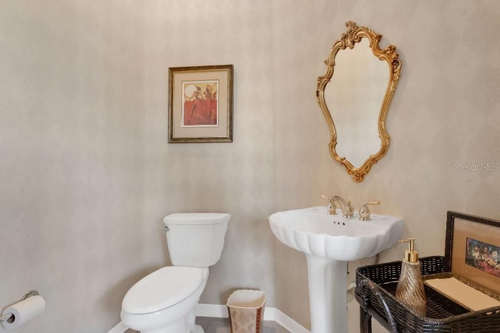 For Sale: $829,000 (2 beds, 2 baths, 2193 Square Feet)