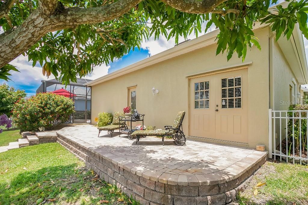 For Sale: $829,000 (2 beds, 2 baths, 2193 Square Feet)