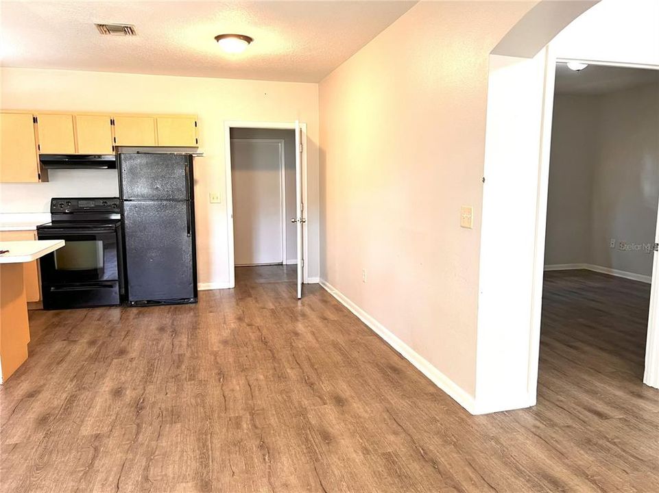 For Sale: $390,000 (4 beds, 0 baths, 2163 Square Feet)