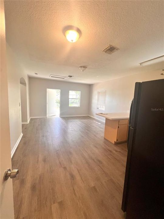 For Sale: $390,000 (4 beds, 0 baths, 2163 Square Feet)