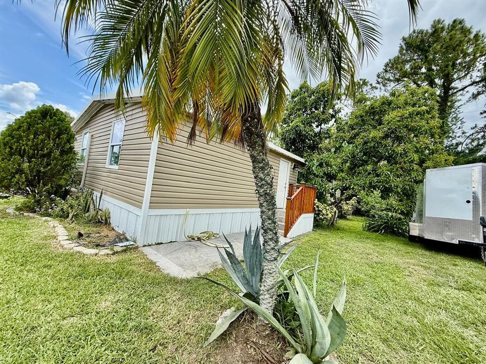 待售: $90,000 (3 贝兹, 2 浴室, 2478 平方英尺)