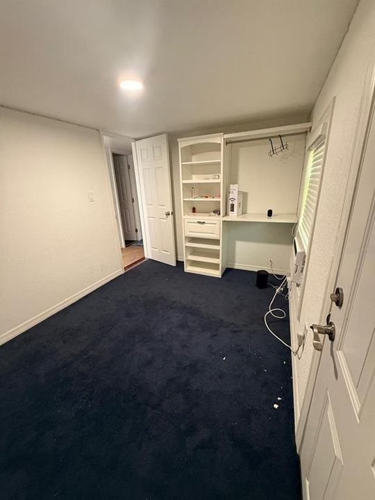 待售: $90,000 (3 贝兹, 2 浴室, 2478 平方英尺)