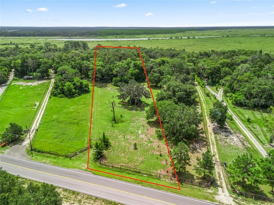 Недавно продано: $225,000 (5.10 acres)