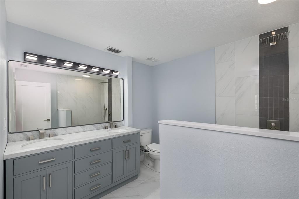 En Venta: $649,900 (2 camas, 2 baños, 1732 Pies cuadrados)