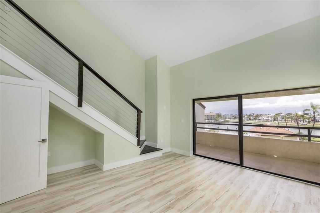 En Venta: $649,900 (2 camas, 2 baños, 1732 Pies cuadrados)