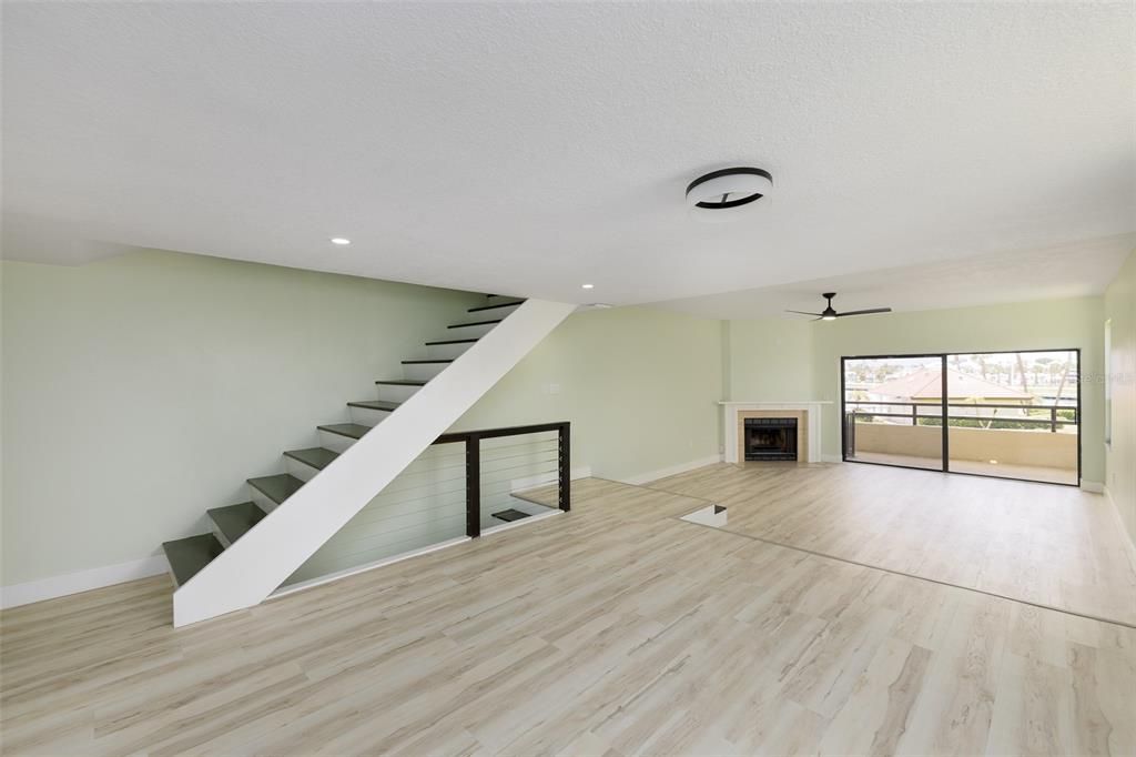 En Venta: $649,900 (2 camas, 2 baños, 1732 Pies cuadrados)