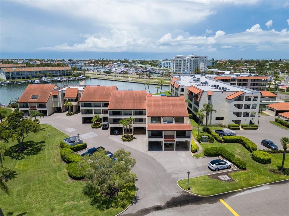 En Venta: $649,900 (2 camas, 2 baños, 1732 Pies cuadrados)