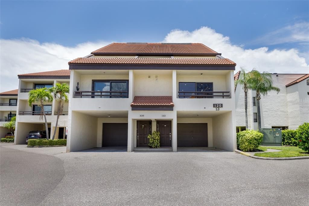 En Venta: $649,900 (2 camas, 2 baños, 1732 Pies cuadrados)