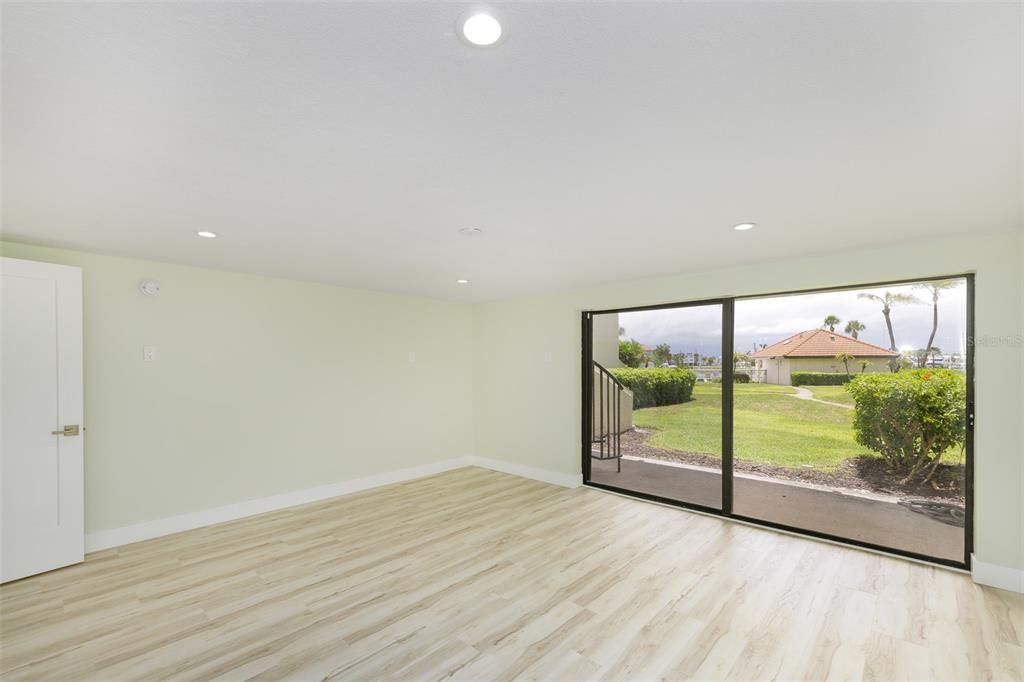 En Venta: $649,900 (2 camas, 2 baños, 1732 Pies cuadrados)