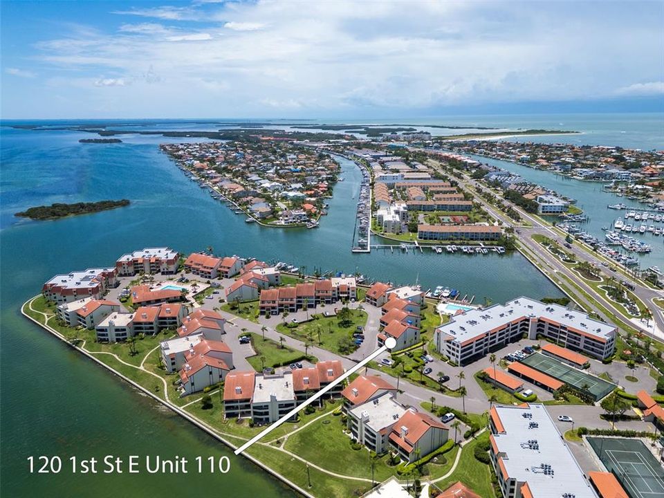 En Venta: $649,900 (2 camas, 2 baños, 1732 Pies cuadrados)