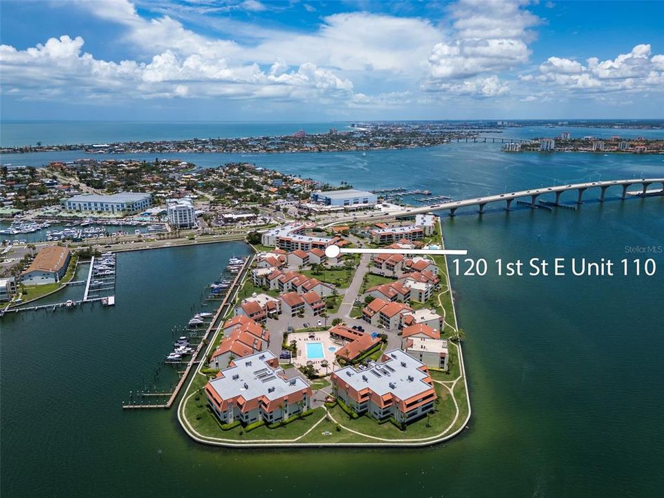 En Venta: $649,900 (2 camas, 2 baños, 1732 Pies cuadrados)