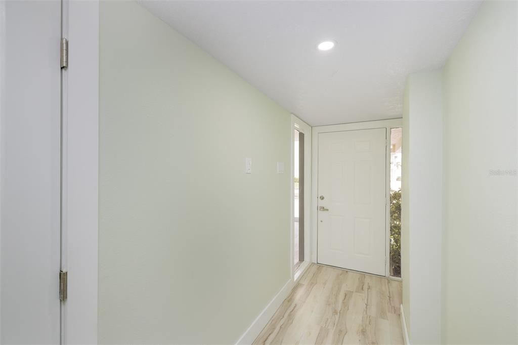 En Venta: $649,900 (2 camas, 2 baños, 1732 Pies cuadrados)