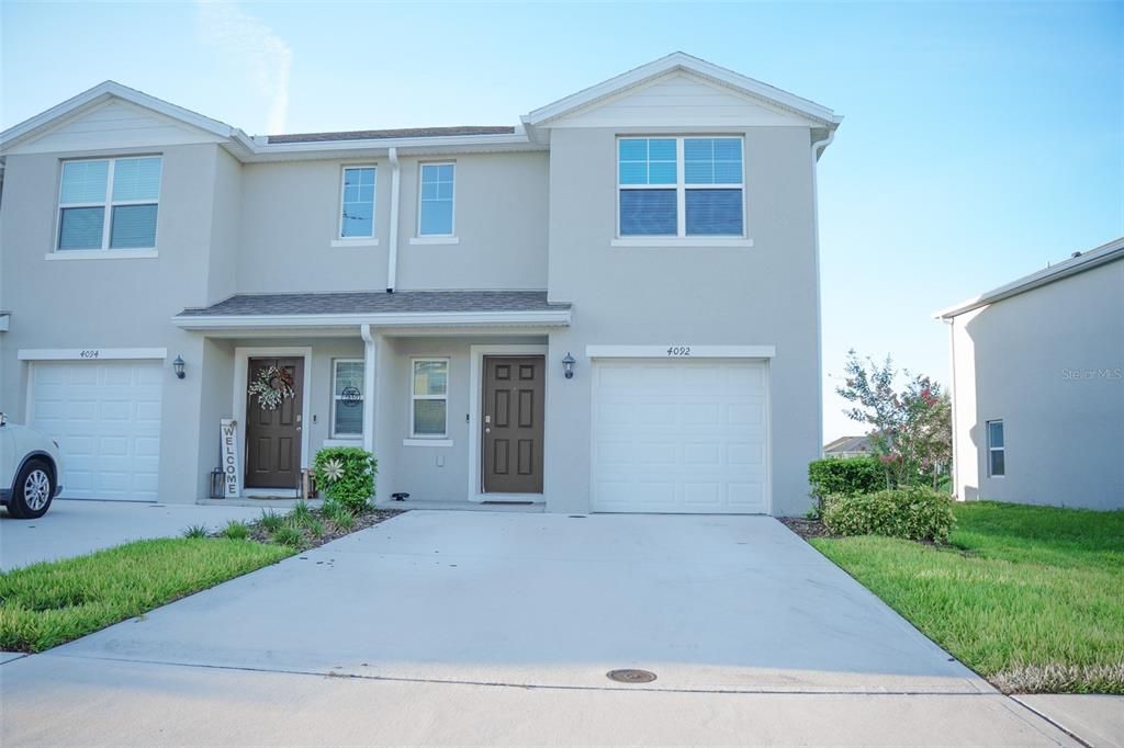 Active With Contract: $269,000 (3 beds, 2 baths, 1452 Square Feet)