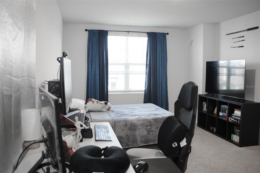 Active With Contract: $269,000 (3 beds, 2 baths, 1452 Square Feet)