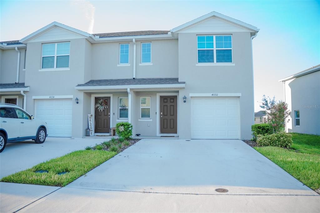 Active With Contract: $269,000 (3 beds, 2 baths, 1452 Square Feet)