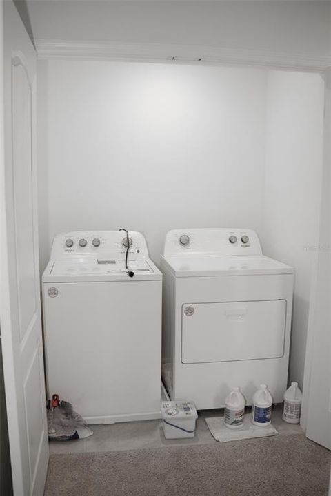 Active With Contract: $269,000 (3 beds, 2 baths, 1452 Square Feet)