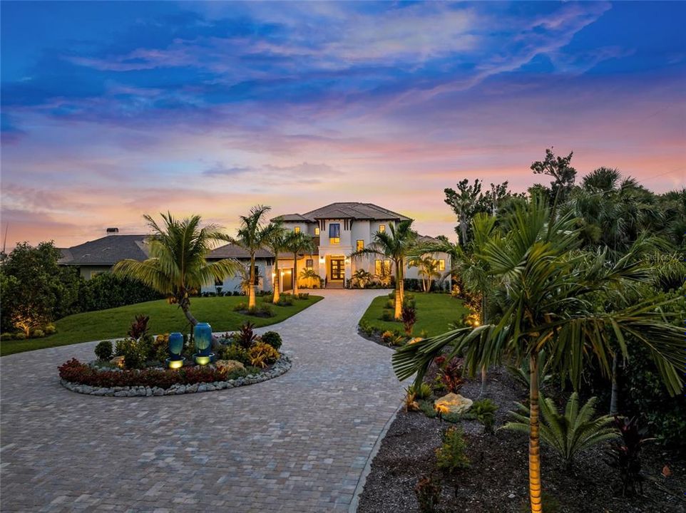 待售: $5,750,000 (4 贝兹, 5 浴室, 4338 平方英尺)