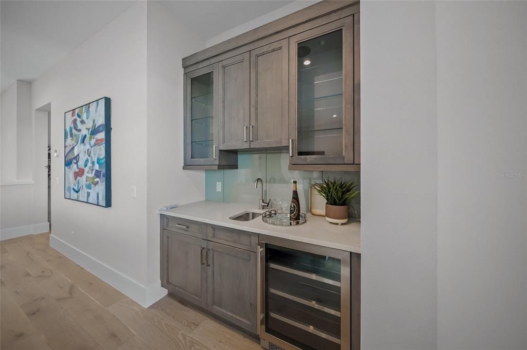 待售: $5,750,000 (4 贝兹, 5 浴室, 4338 平方英尺)