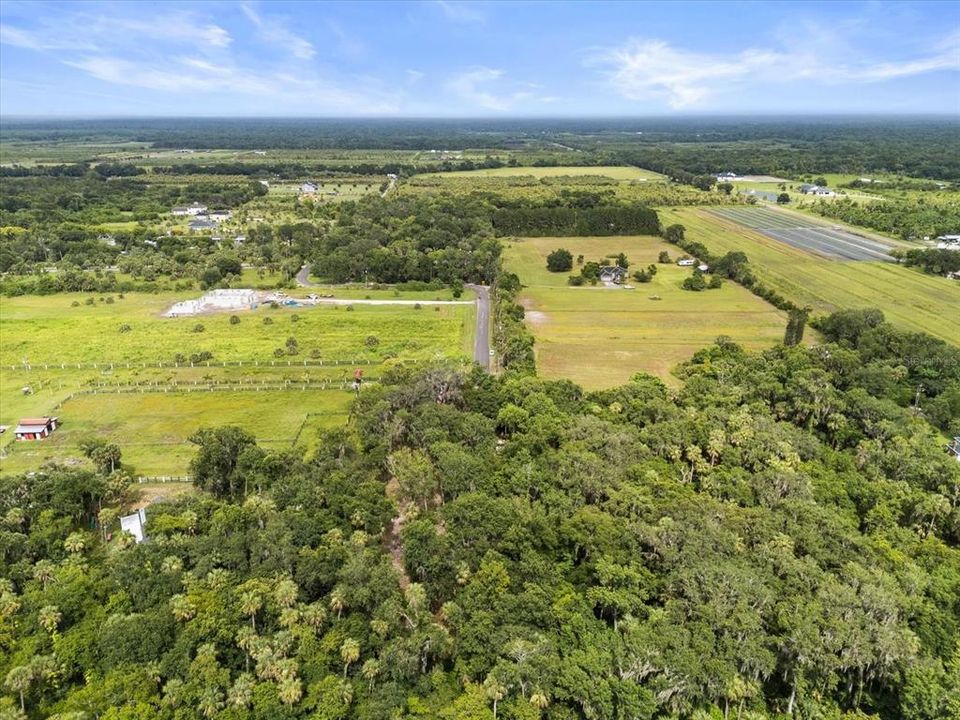 待售: $499,000 (8.27 acres)