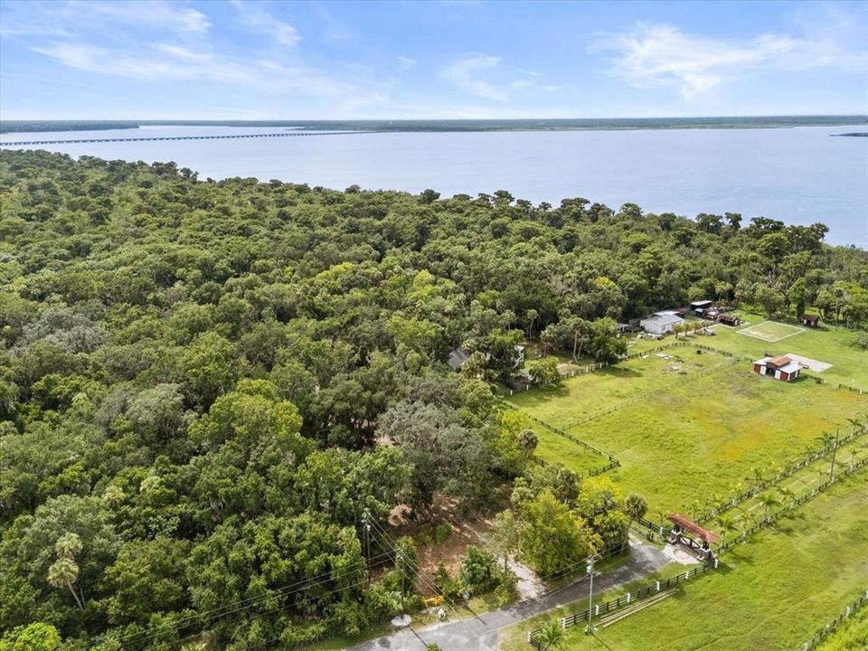 待售: $499,000 (8.27 acres)