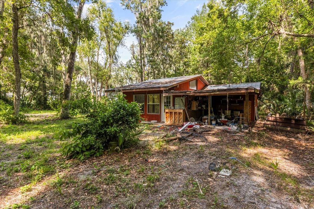 待售: $499,000 (8.27 acres)