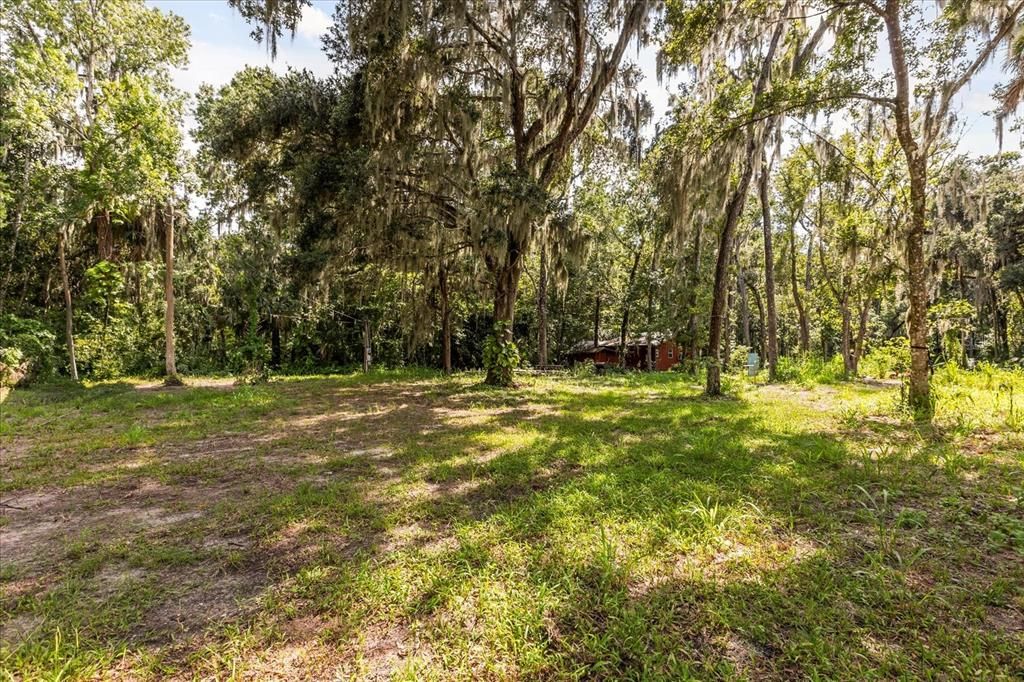 待售: $499,000 (8.27 acres)