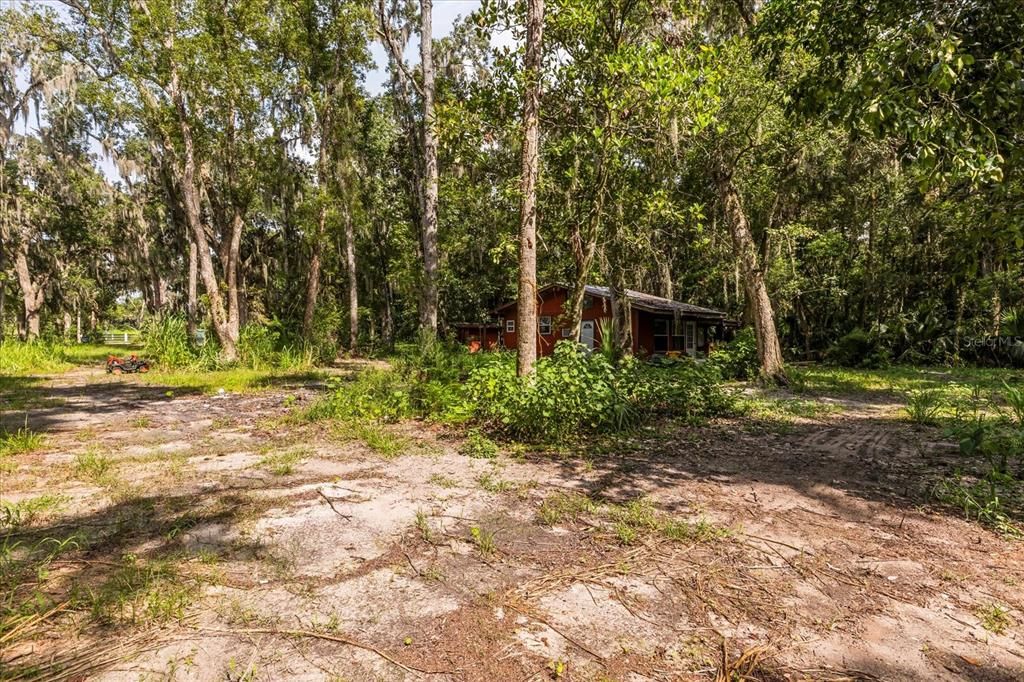 待售: $499,000 (8.27 acres)