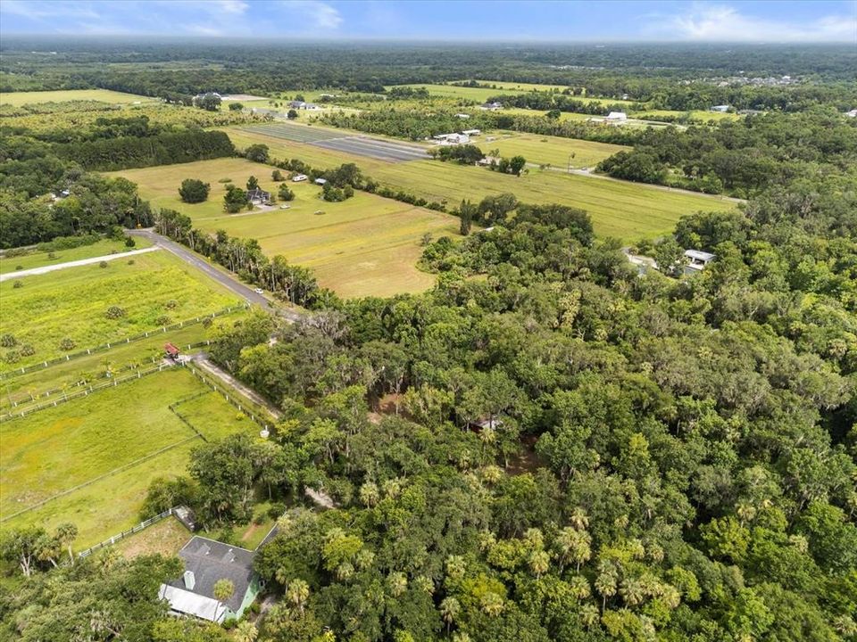待售: $499,000 (8.27 acres)