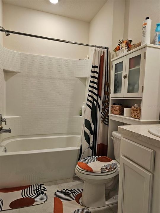 For Rent: $1,950 (3 beds, 2 baths, 1603 Square Feet)