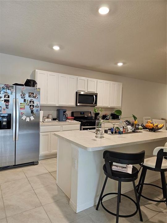 For Rent: $1,950 (3 beds, 2 baths, 1603 Square Feet)