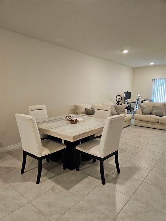 For Rent: $1,950 (3 beds, 2 baths, 1603 Square Feet)