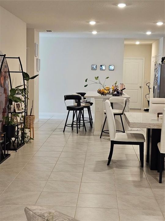 For Rent: $1,950 (3 beds, 2 baths, 1603 Square Feet)