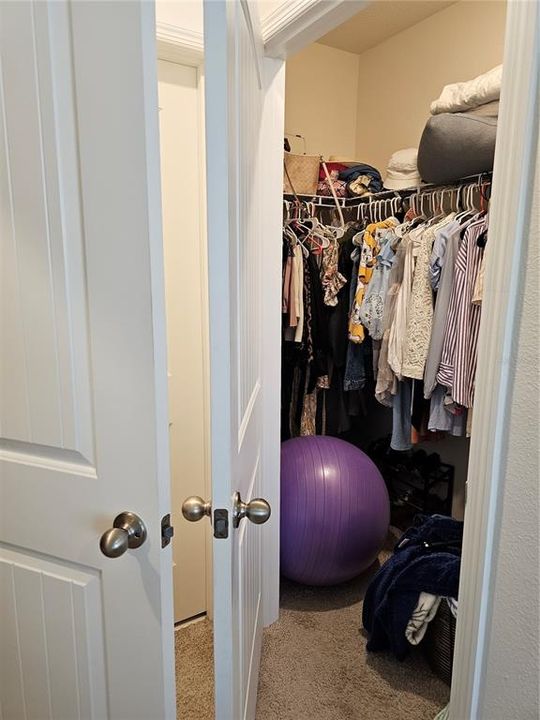 For Rent: $1,950 (3 beds, 2 baths, 1603 Square Feet)