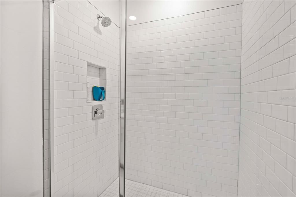 待售: $750,000 (5 贝兹, 4 浴室, 3629 平方英尺)