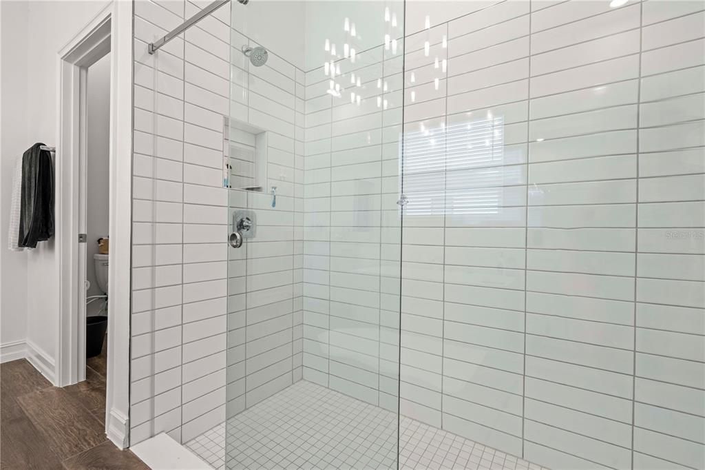 待售: $750,000 (5 贝兹, 4 浴室, 3629 平方英尺)