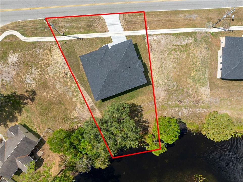 Active With Contract: $291,999 (3 beds, 2 baths, 1643 Square Feet)