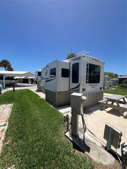 For Sale: $50,000 (1 beds, 1 baths, 331 Square Feet)