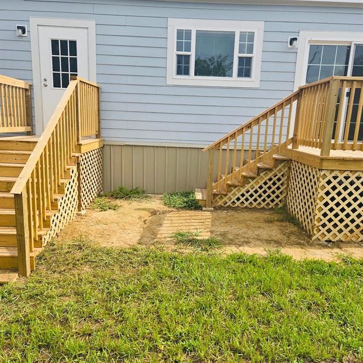 合同活跃: $219,900 (4 贝兹, 3 浴室, 2128 平方英尺)